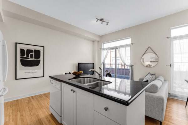 1398-Bloor-Street-West-#TH2-Toronto-Web-Salisbury-17