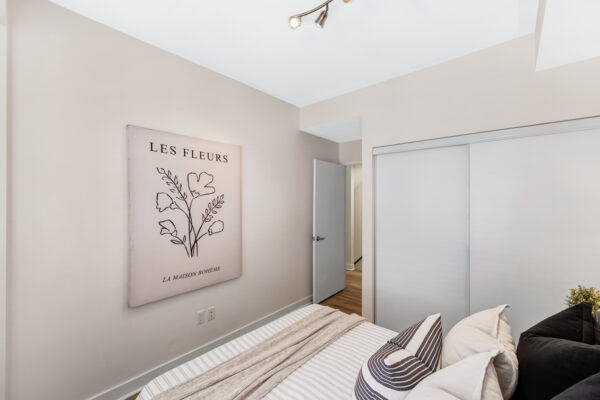 1398-Bloor-Street-West-#TH2-Toronto-Web-Salisbury-36
