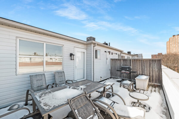 1398-Bloor-Street-West-#TH2-Toronto-Web-Salisbury-44