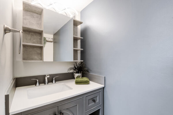 20-Speers-Road-#605-Oakville-Web-Salisbury-27