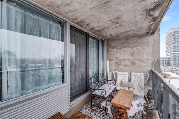 20-Speers-Road-#605-Oakville-Web-Salisbury-36