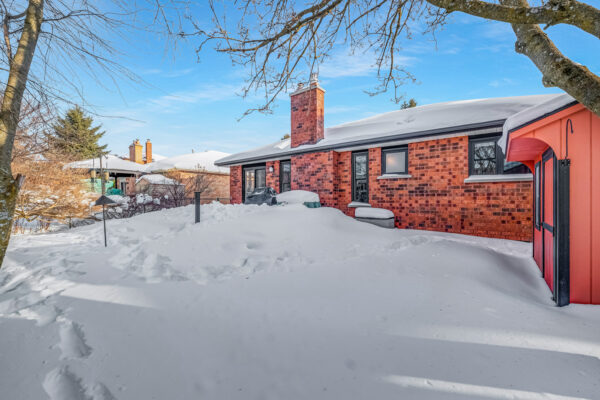 4-Enzo-Crescent-Uxbridge-Web-Salisbury-75