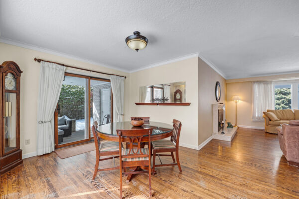 57-Forest-Grove-Drive-Toronto-Web-Salisbury-19