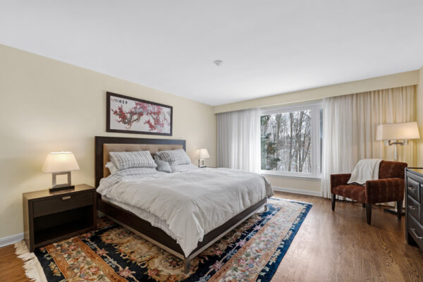 57-Forest-Grove-Drive-Toronto-Web-Salisbury-28