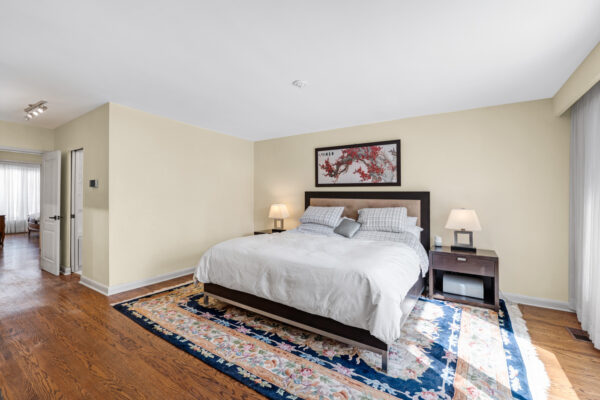 57-Forest-Grove-Drive-Toronto-Web-Salisbury-31