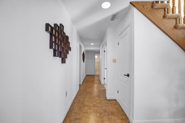 57-Forest-Grove-Drive-Toronto-Web-Salisbury-51