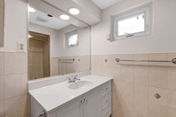 57-Forest-Grove-Drive-Toronto-Web-Salisbury-57