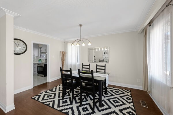 1038-Alexandra-Avenue-Mississauga-Web-Salisbury-16