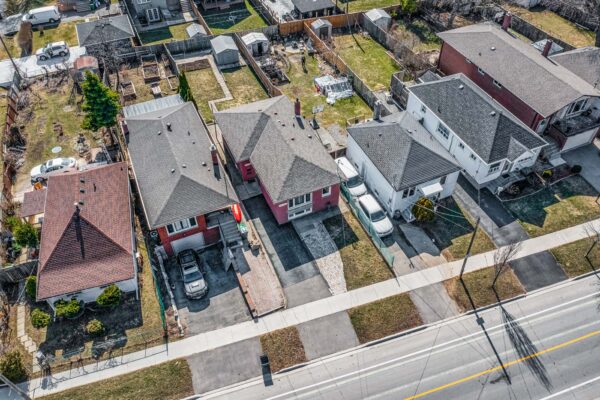 1038-Alexandra-Avenue-Mississauga-Web-Salisbury-2