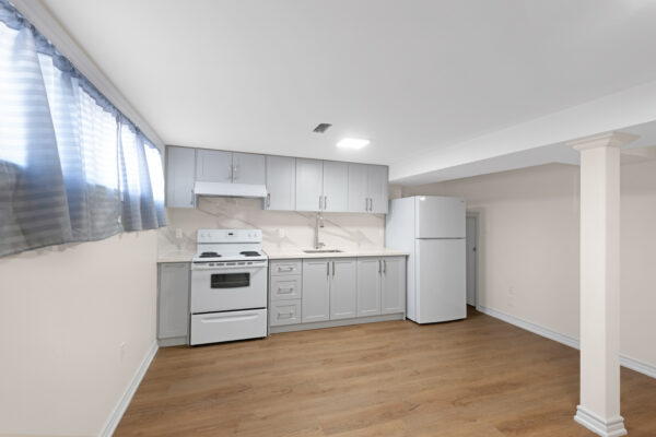 1038-Alexandra-Avenue-Mississauga-Web-Salisbury-42