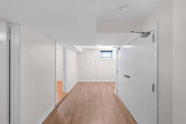 1038-Alexandra-Avenue-Mississauga-Web-Salisbury-45