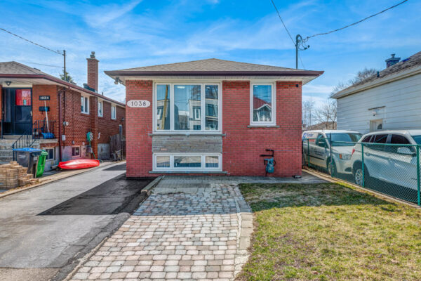 1038-Alexandra-Avenue-Mississauga-Web-Salisbury-7