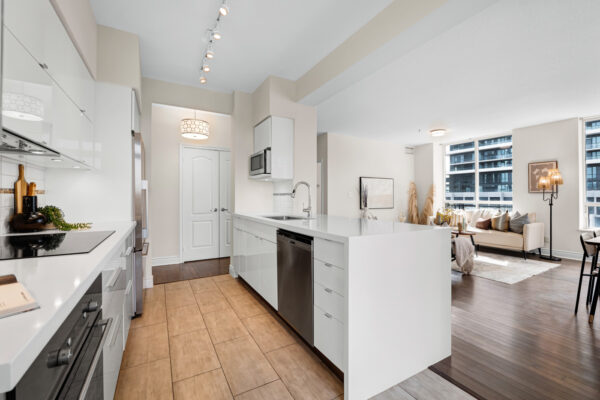 1105-Leslie-Street-#403-Toronto-Web-Salisbury-23