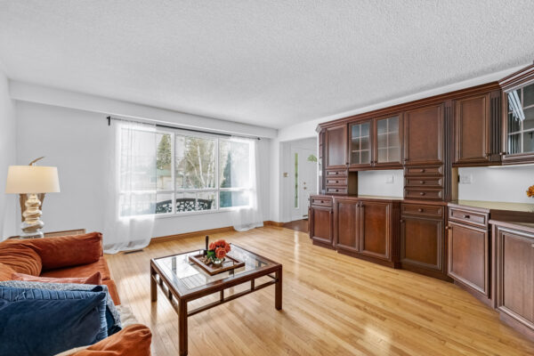 121-Twyn-Rivers-Drive-Pickering-Web-Salisbury-13