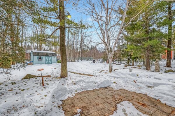 121-Twyn-Rivers-Drive-Pickering-Web-Salisbury-69