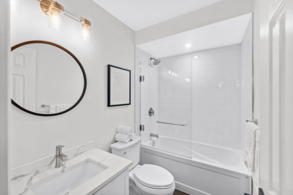 1824-McCoy-Avenue-Burlington-Web-Salisbury-36