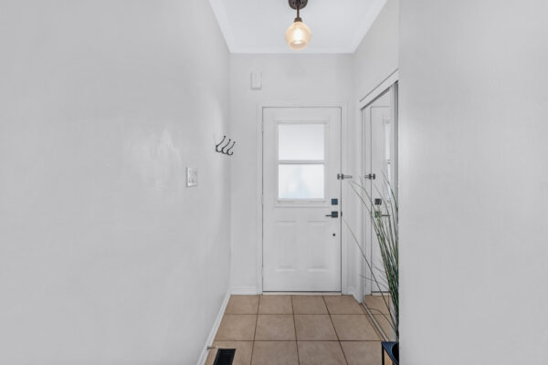 1824-McCoy-Avenue-Burlington-Web-Salisbury-6