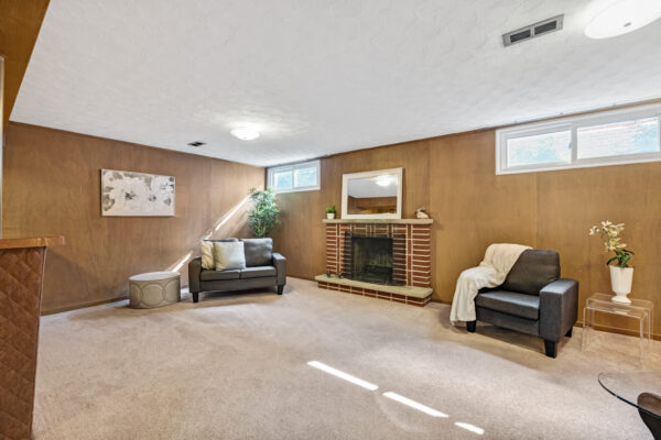 186-Burbank-Drive-Toronto-Web-Salisbury-48