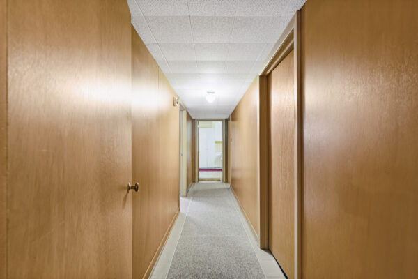 186-Burbank-Drive-Toronto-Web-Salisbury-50