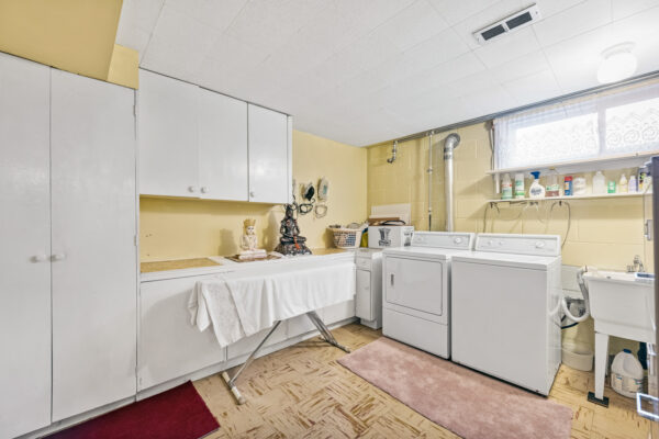 186-Burbank-Drive-Toronto-Web-Salisbury-55