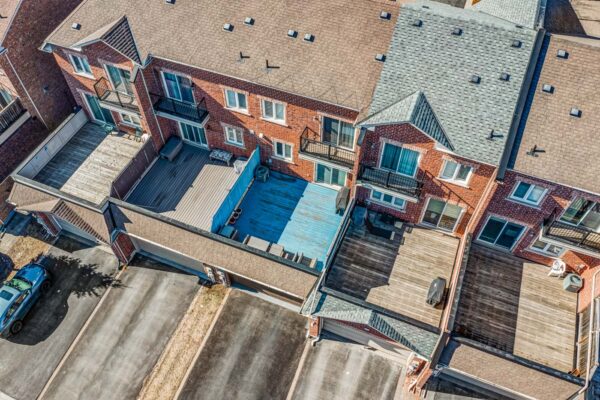 19-Earnshaw-Drive-Markham-Drone-Web-Salisbury-13