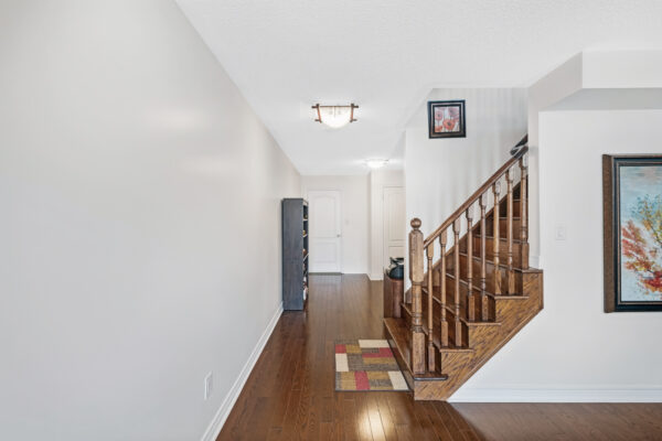 19-Earnshaw-Drive-Markham-Web-Salisbury-13