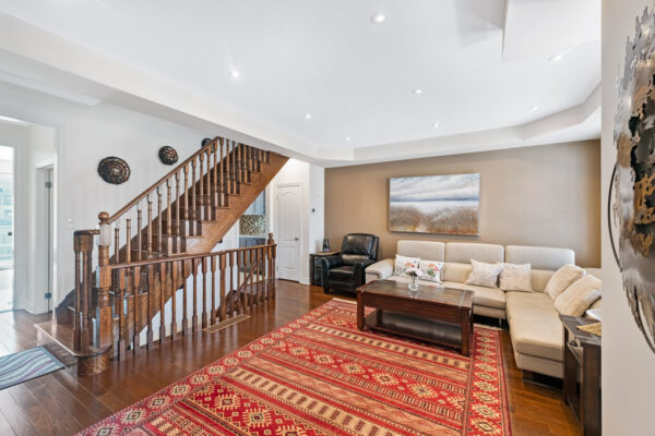 19-Earnshaw-Drive-Markham-Web-Salisbury-20