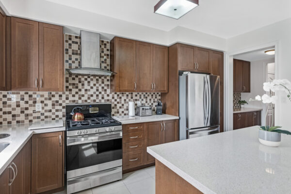 19-Earnshaw-Drive-Markham-Web-Salisbury-27