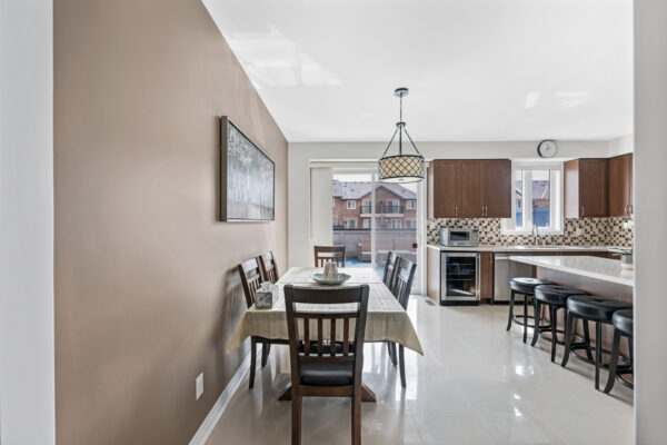 19-Earnshaw-Drive-Markham-Web-Salisbury-34