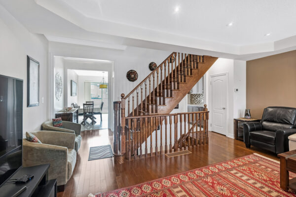 19-Earnshaw-Drive-Markham-Web-Salisbury-37