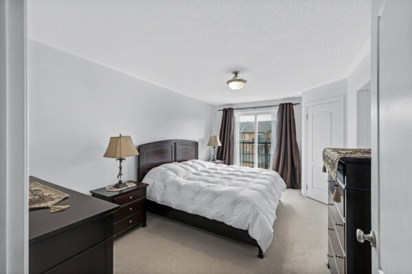 19-Earnshaw-Drive-Markham-Web-Salisbury-39