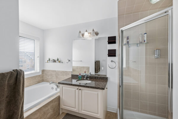 19-Earnshaw-Drive-Markham-Web-Salisbury-42