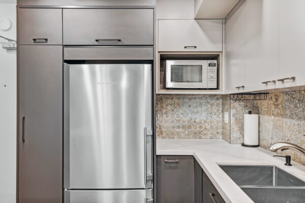 28-Admiral-Road-#08-Toronto-Web-Salisbury-17