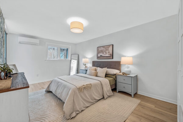 28-Admiral-Road-#08-Toronto-Web-Salisbury-39