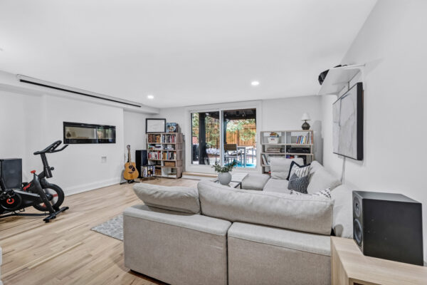 28-Admiral-Road-#08-Toronto-Web-Salisbury-48