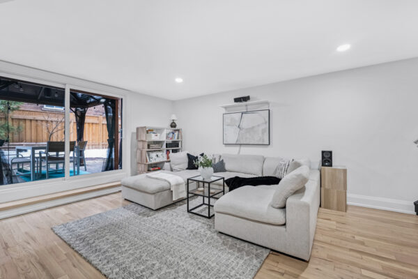 28-Admiral-Road-#08-Toronto-Web-Salisbury-49