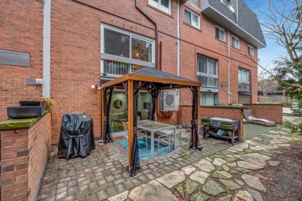 28-Admiral-Road-#08-Toronto-Web-Salisbury-57