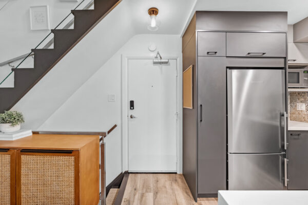 28-Admiral-Road-#08-Toronto-Web-Salisbury-9