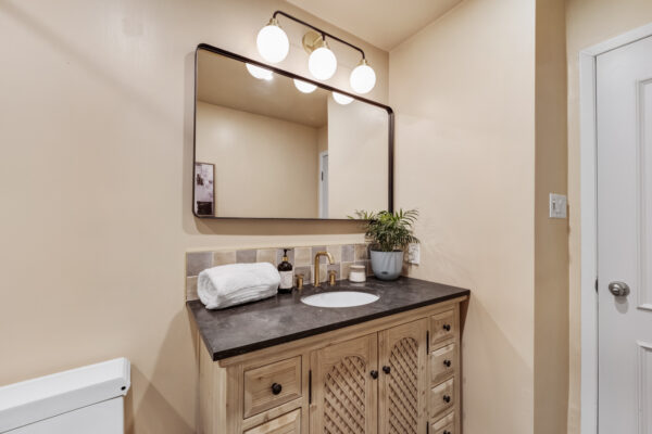 34-Sugar-Millway-Toronto-Web-Salisbury-33