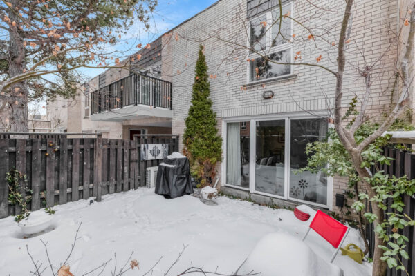 34-Sugar-Millway-Toronto-Web-Salisbury-43