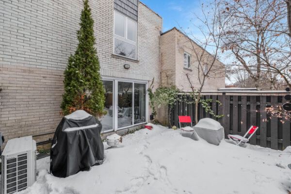 34-Sugar-Millway-Toronto-Web-Salisbury-46