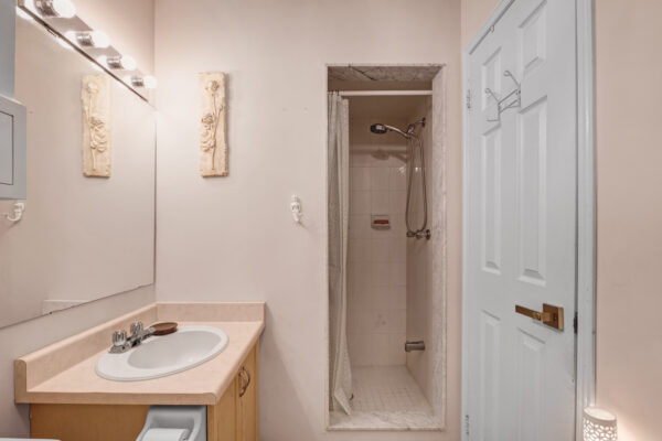 47-Kenborough-Court-Markham-Web-Salisbury-39