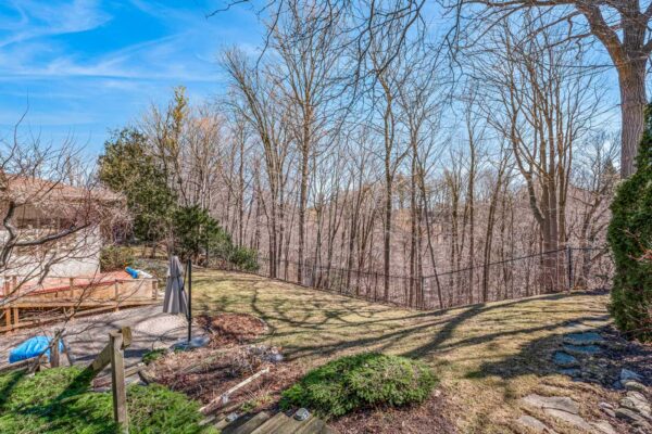 57-Forest-Grove-Drive-Toronto-Exterior-Web-Salisbury-15