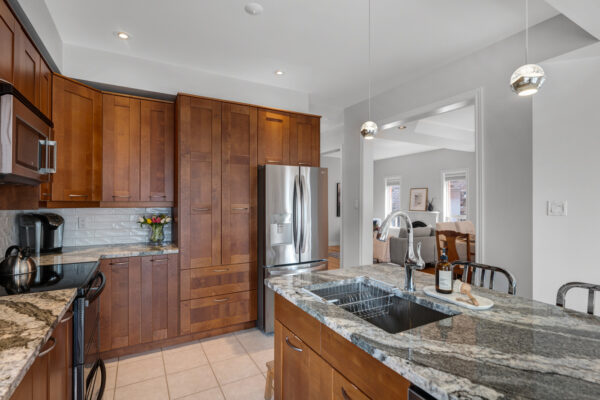 1414-Sandhurst-Crescent-Pickering-Web-Salisbury-24