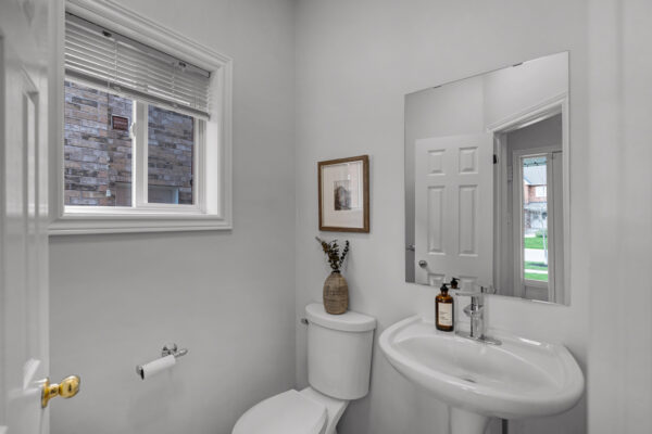 1414-Sandhurst-Crescent-Pickering-Web-Salisbury-33