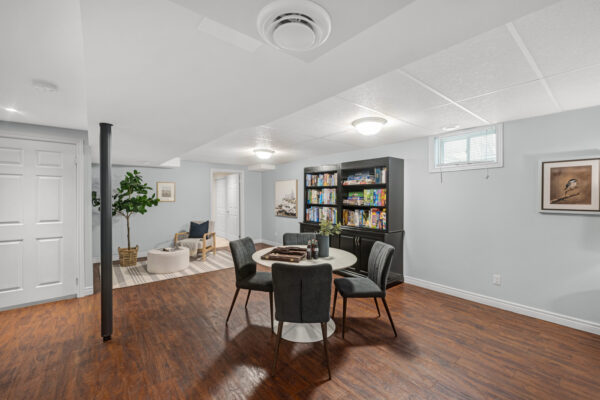 1414-Sandhurst-Crescent-Pickering-Web-Salisbury-54