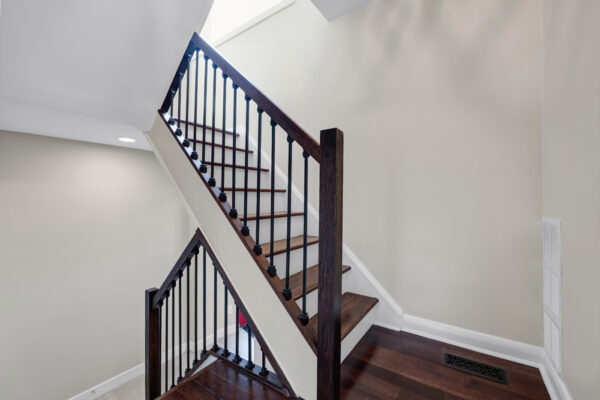 16-Veery-Place-Toronto-Web-Salisbury-25