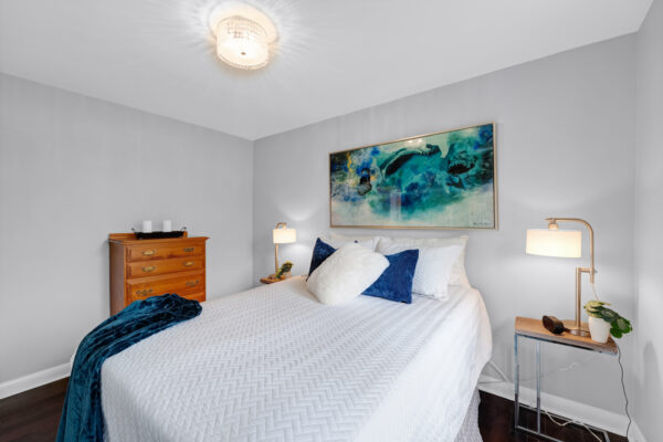 16-Veery-Place-Toronto-Web-Salisbury-31