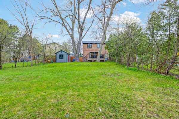 16-Veery-Place-Toronto-Web-Salisbury-62