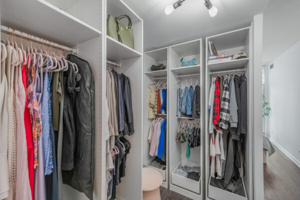 18-Harbour-Street-#1801-Toronto-Web-Salisbury-24